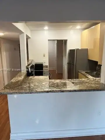 3 bedroom 2 bath Residential Lease for rent at 1021 Mockingbird Ln # 301, Plantation FL 33324