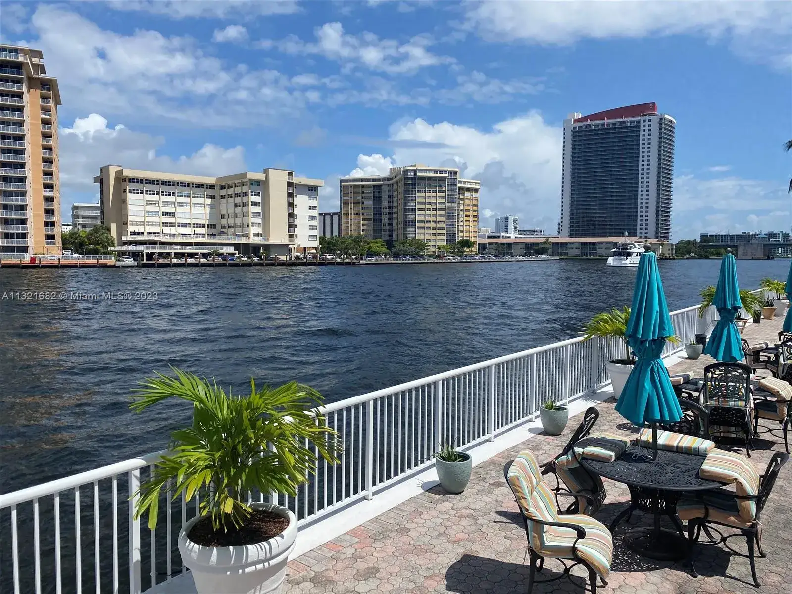 1 bedroom 1 bath Residential Lease for rent at 1913 S Ocean Dr # 212, Hallandale Beach FL 33009