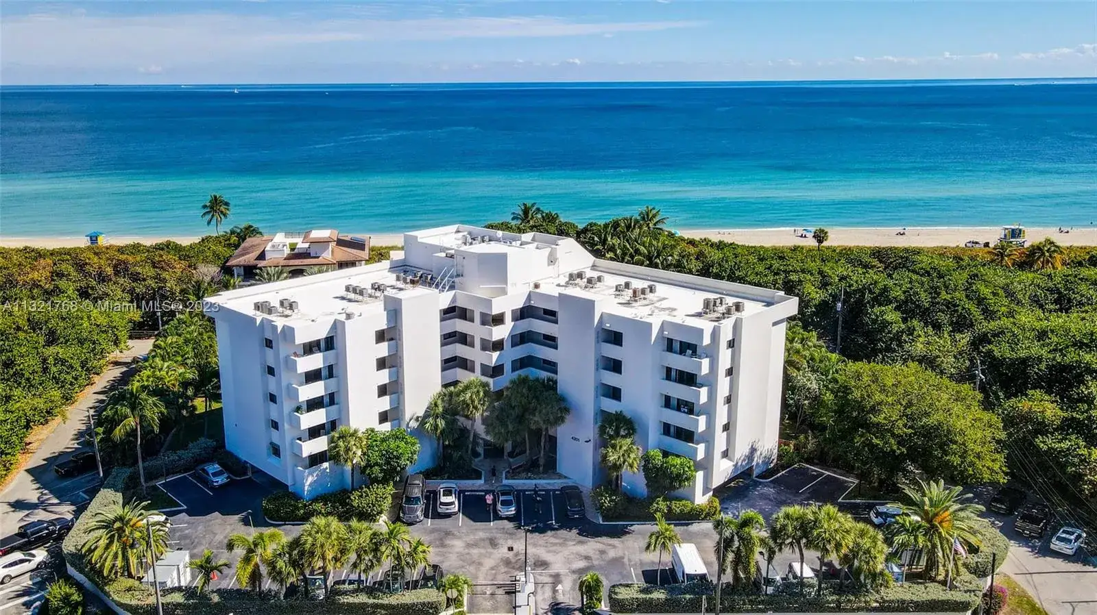 2 bedroom 2 bath Residential for sale at 4201 N Ocean Dr # 304, Hollywood FL 33019
