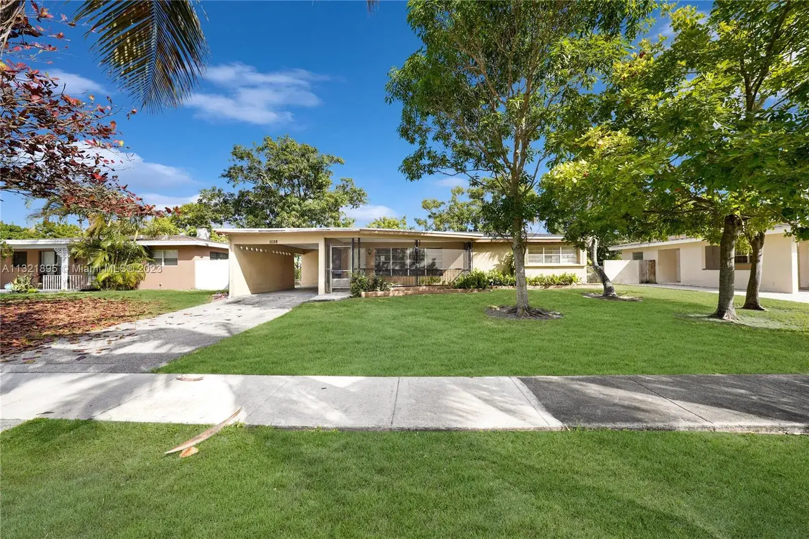 4 bedroom 2 bath Residential Lease for rent at 1028 Long Island Ave, Fort Lauderdale FL 33312