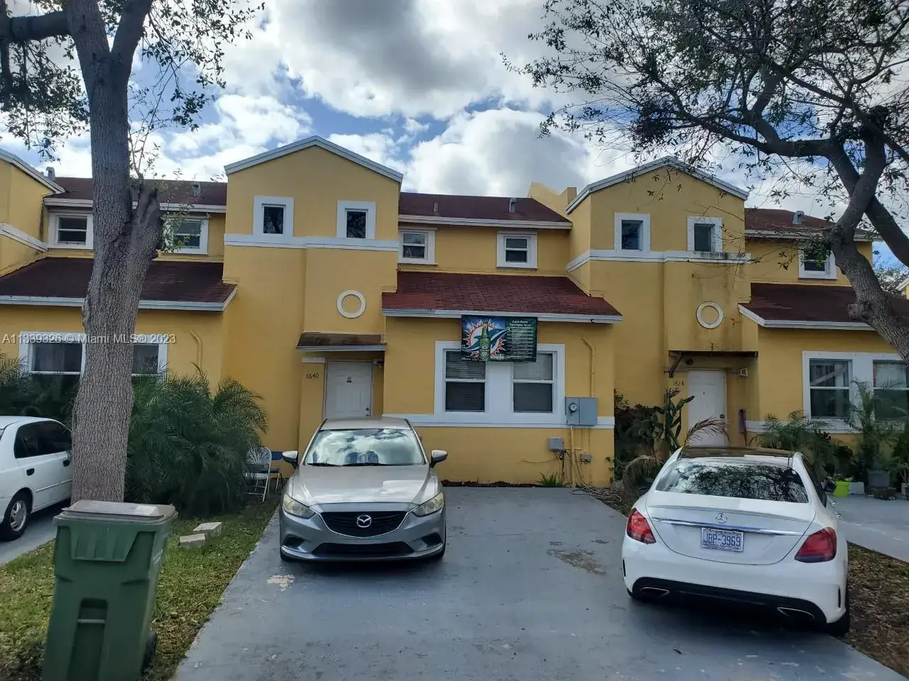 3 bedroom 2 bath Residential for sale at 1640 NE 5th St, Homestead FL 33033