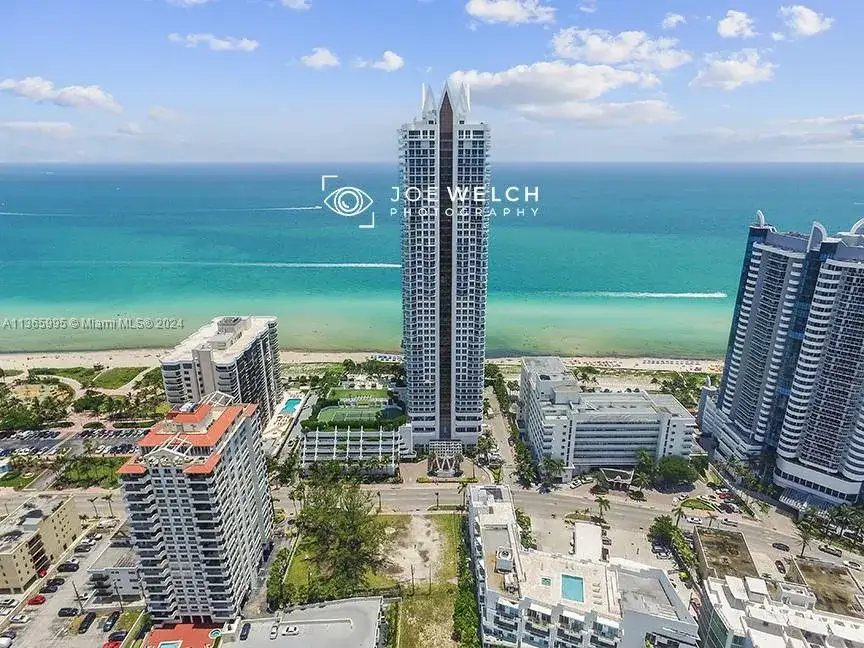 2 bedroom 2 bath Residential Lease for rent at 6365 COLLINS AV # 3407, Miami Beach FL 33141