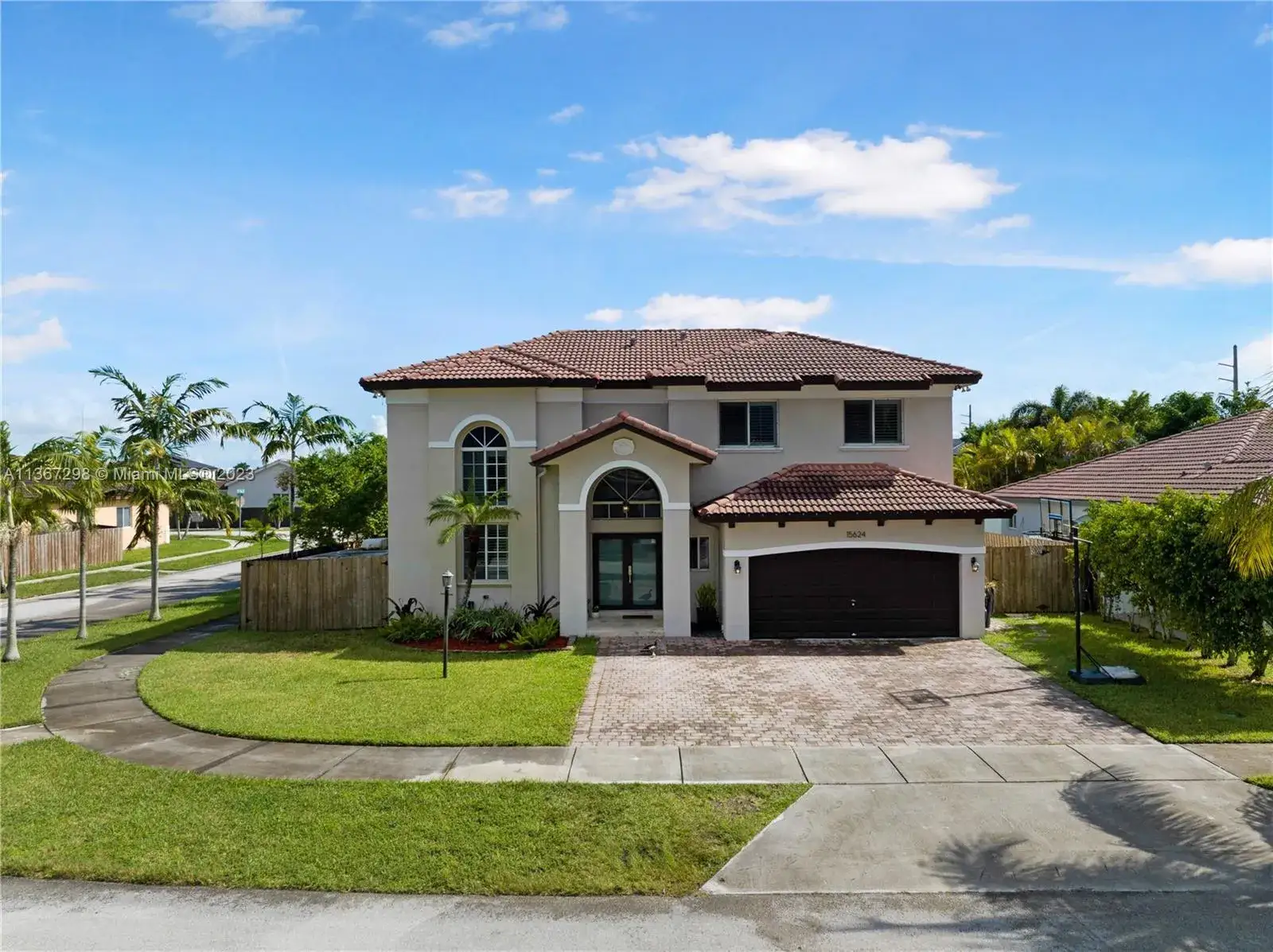 4 bedroom 3 bath Residential for sale at 15624 SW 20th St, Miami FL 33185