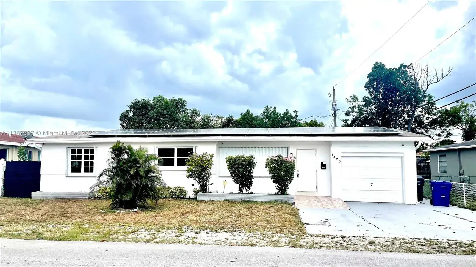 4 bedroom 2 bath Residential Lease for rent at 1420 S 24th Ter, Hollywood FL 33020