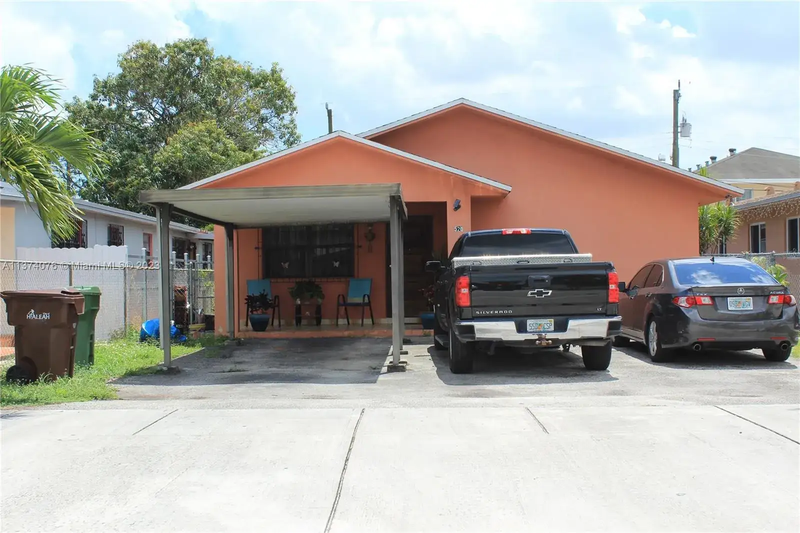 3 bedroom 2 bath Residential for sale at 520 E 29th St, Hialeah FL 33013