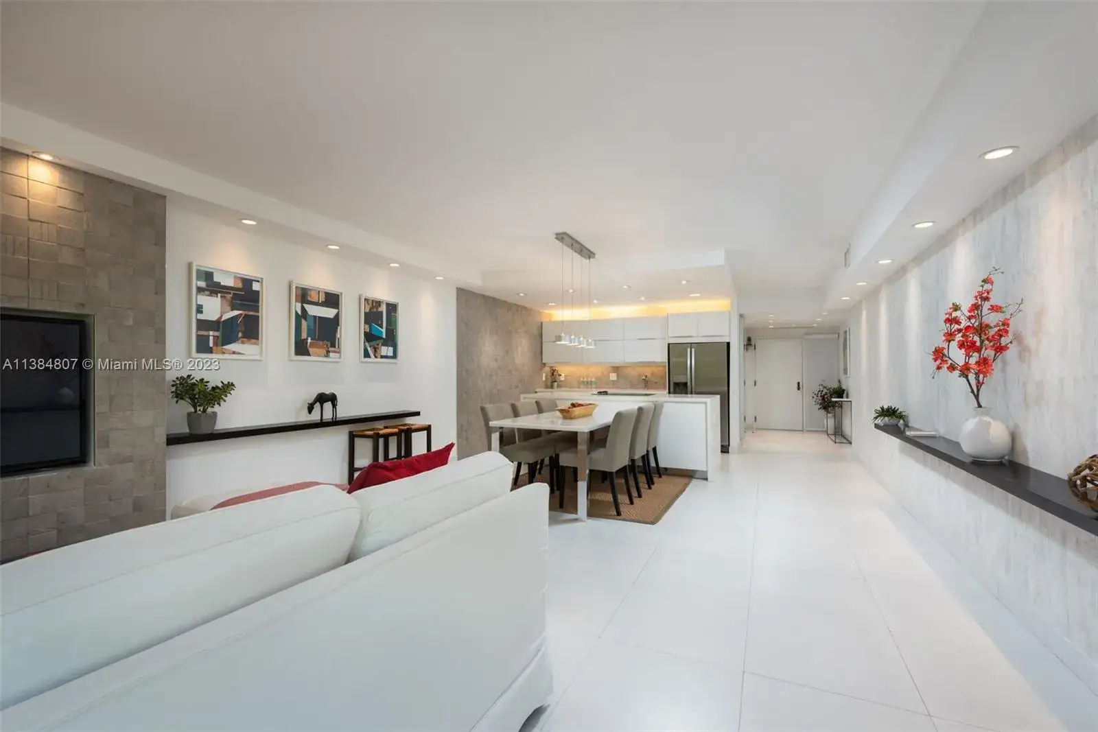3 bedroom 2 bath Residential Lease for rent at 121 Crandon Blvd # 463, Key Biscayne FL 33149