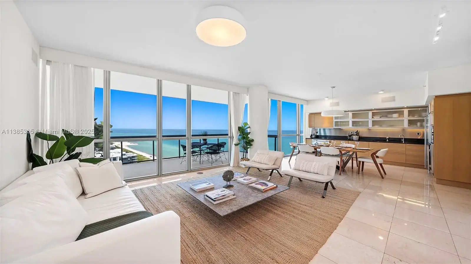 3 bedroom 3 bath Residential Lease for rent at 101 20th St # 3903, Miami Beach FL 33139