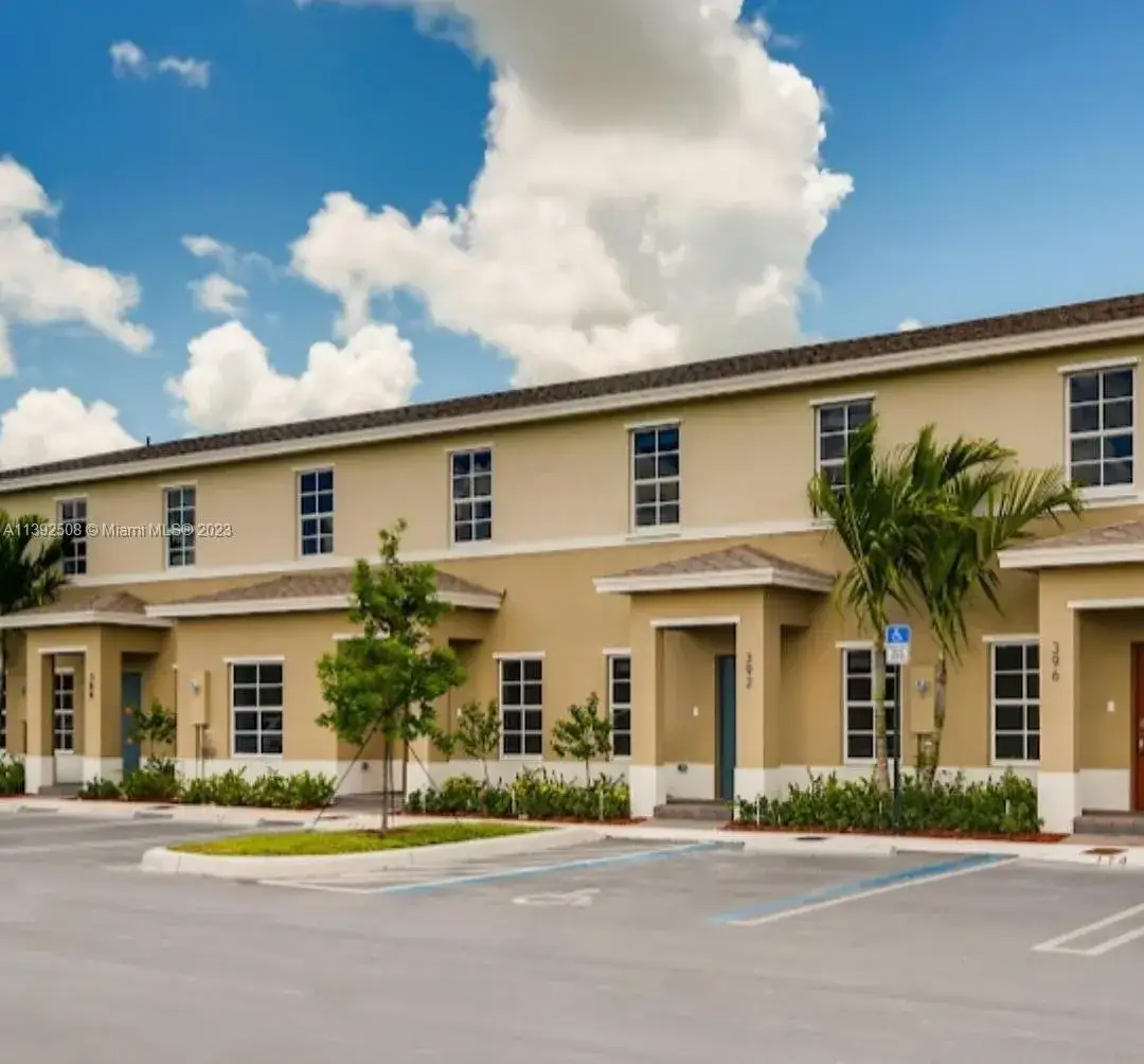 3 bedroom 2 bath Residential for sale at 327 NE 5th Pl, Florida City FL 33034