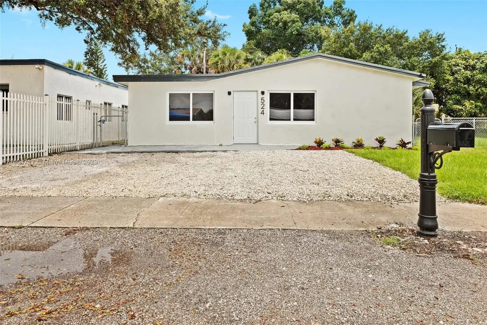 4 bedroom 3 bath Residential Lease for rent at 524 NW 15th Way, Fort Lauderdale FL 33311