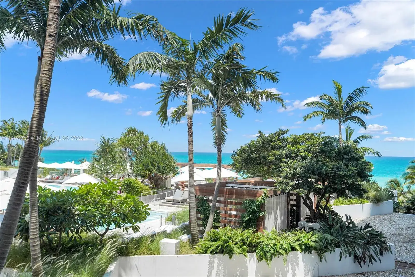 1 bedroom 2 bath Residential Lease for rent at 2301 Collins Ave # 416, Miami Beach FL 33139
