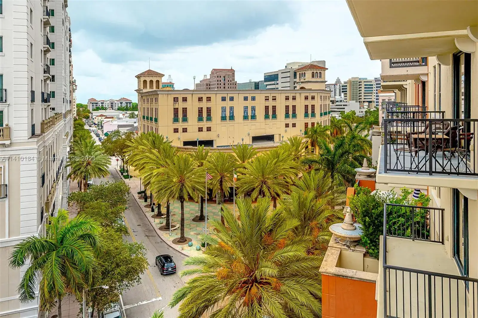 2 bedroom 2 bath Residential for sale at 55 Merrick Way # 750, Coral Gables FL 33134