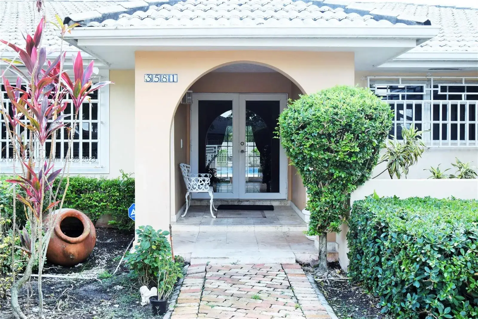 4 bedroom 2 bath Residential Lease for rent at 3581 SW 141st Ave # 0, Miami FL 33175