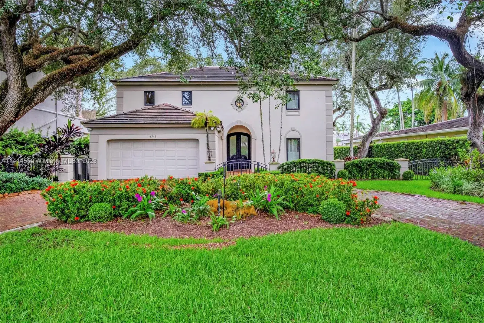 5 bedroom 3 bath Residential for sale at 4716 University Dr, Coral Gables FL 33146