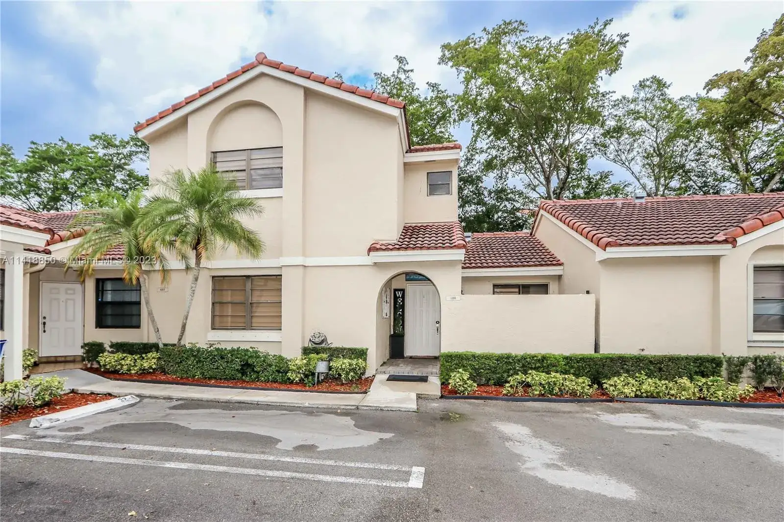 3 bedroom 2 bath Residential for sale at 6111 NW 171st St, Hialeah FL 33015