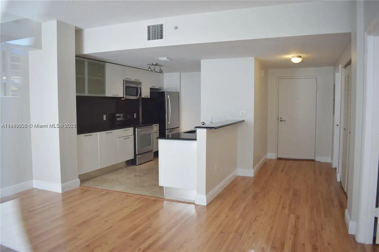 1 bedroom 1 bath Residential for sale at 3339 Virginia St # 207, Miami FL 33133