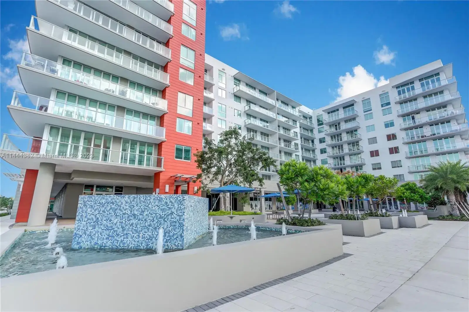 3 bedroom 2 bath Residential for sale at 7825 NW 107th Ave # 816, Doral FL 33178