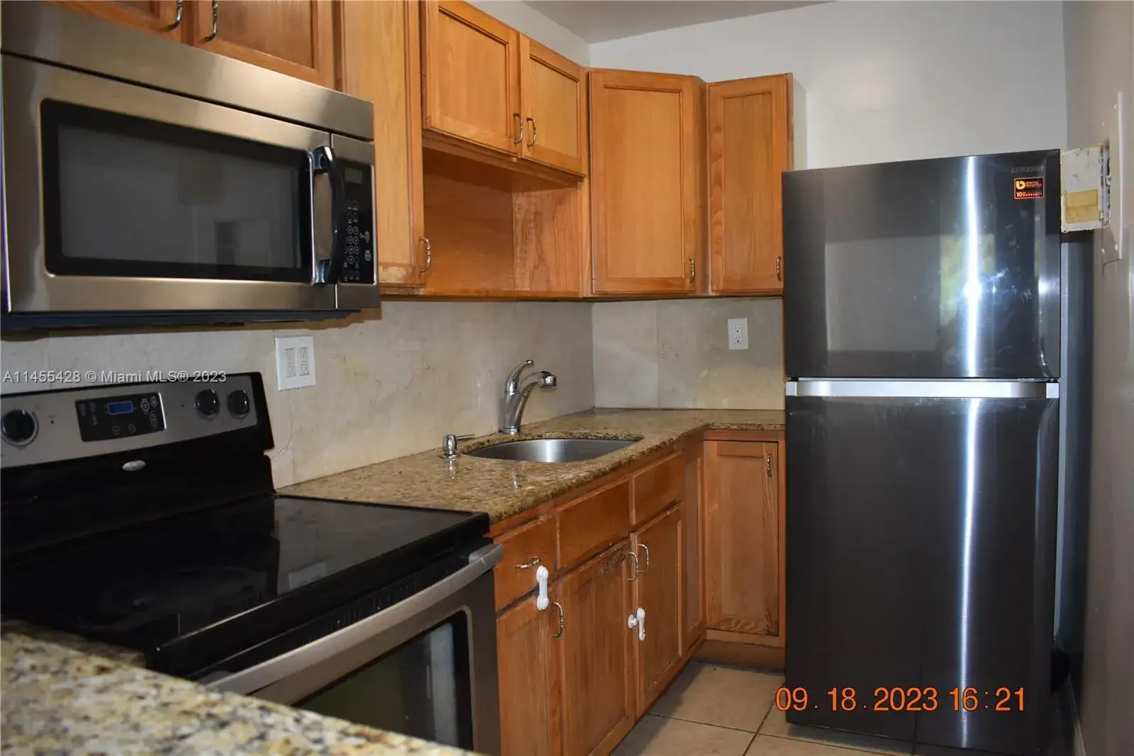 1 bath Residential Lease for rent at 1470 NE 125th Ter # 304, North Miami FL 33161