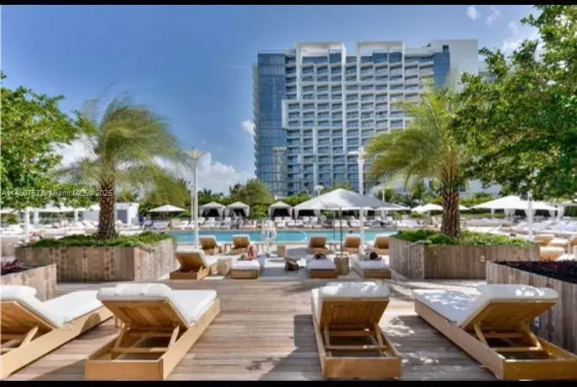 1 bath Residential Lease for rent at 2301 Collins Ave # 1121, Miami Beach FL 33139