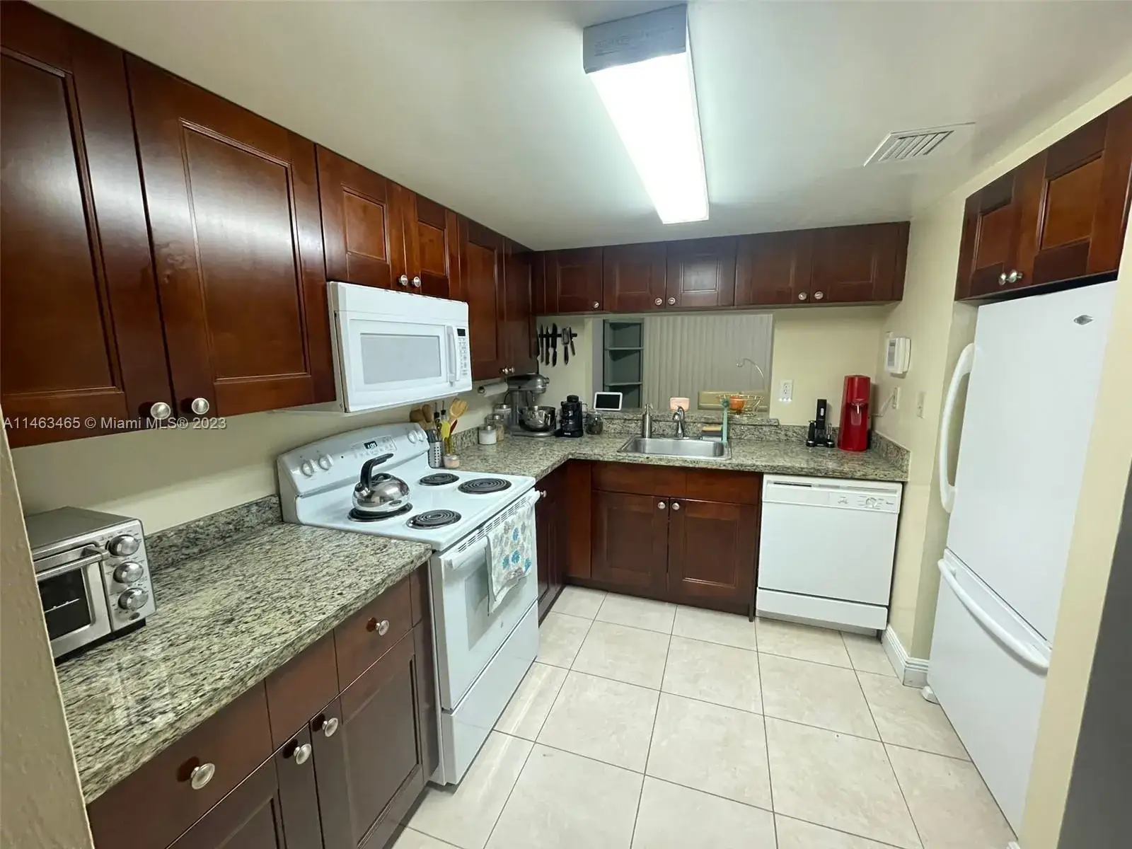 3 bedroom 2 bath Residential for sale at 765 NW 91st Ter # 765, Plantation FL 33324
