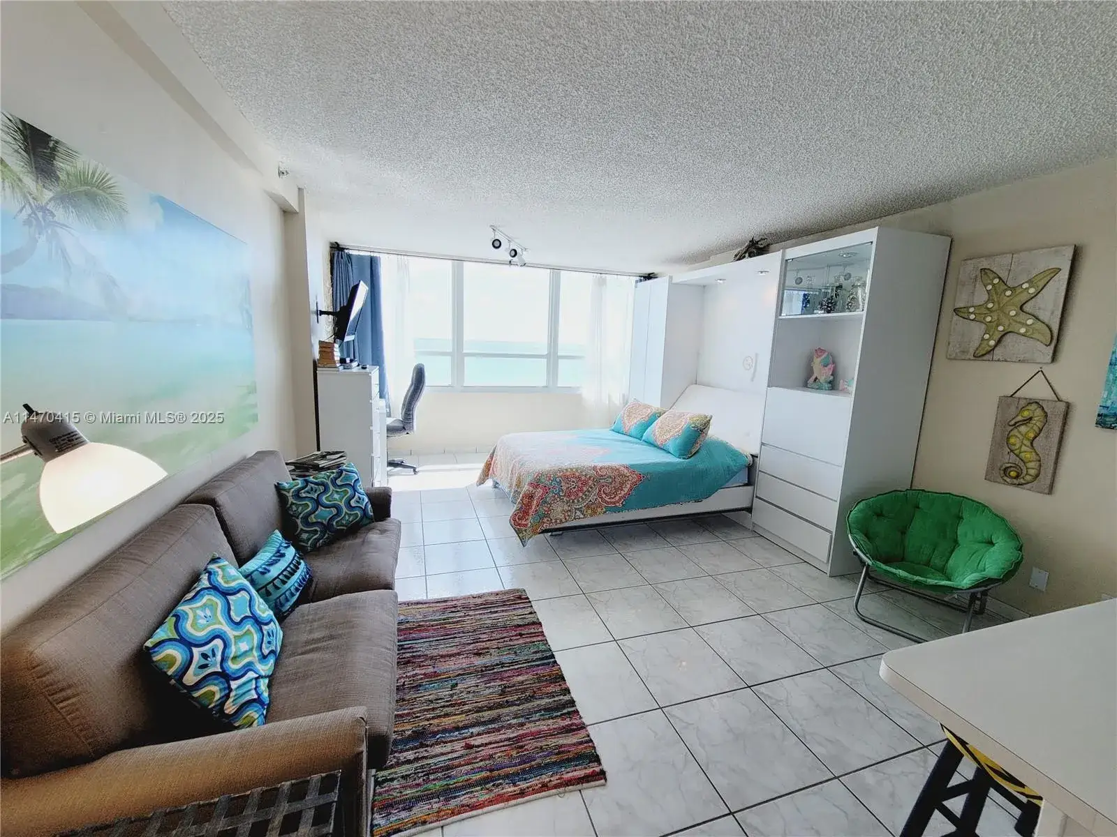 1 bath Residential Lease for rent at 5445 Collins Ave # 528, Miami Beach FL 33140