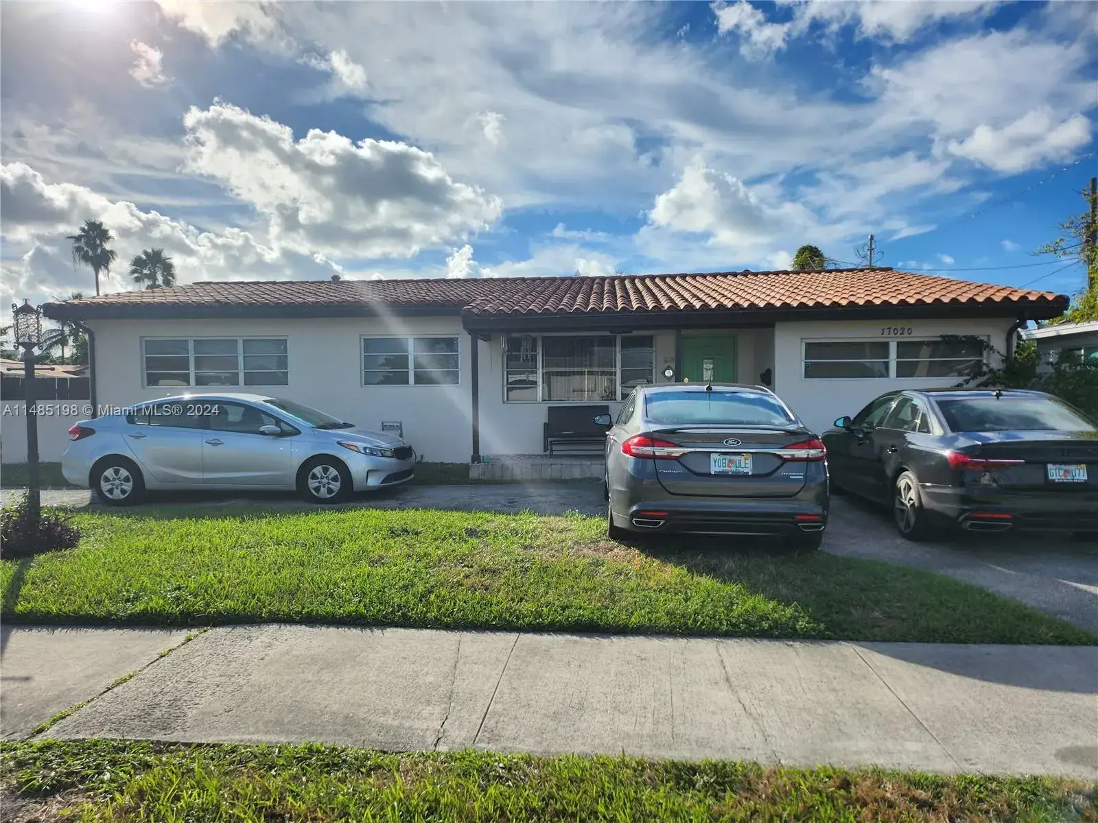 3 bedroom 2 bath Residential for sale at 17020 NE 11th Ave, Miami FL 33162