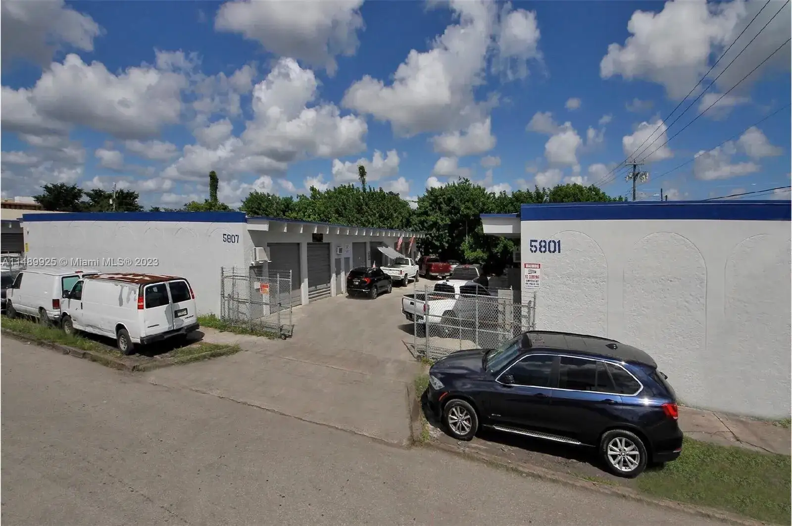 Commercial Sale for sale at 5801-5807 Dawson St, Hollywood FL 33023