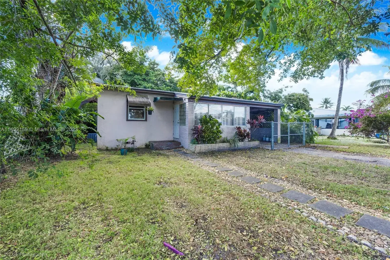 3 bedroom 2 bath Residential for sale at 2826 Madison St, Hollywood FL 33020