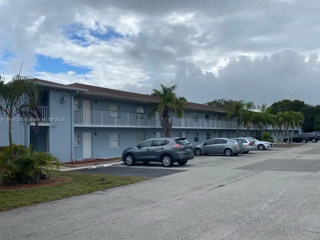 2 bedroom 2 bath Residential for sale at 617 Ixoria Ave # 29, Fort Pierce FL 34982