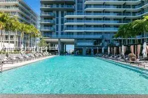 1 bedroom 1 bath Residential for sale at 121 NE 34th St # L302, Miami FL 33137