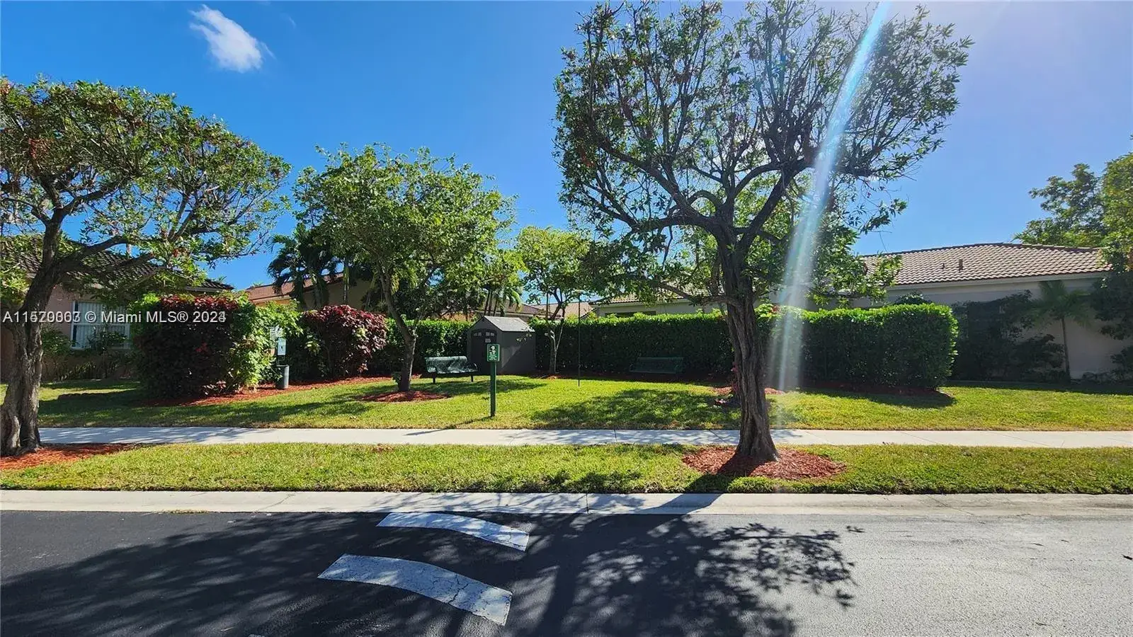 3 bedroom 2 bath Residential for sale at 2326 NE 37th Rd, Homestead FL 33033