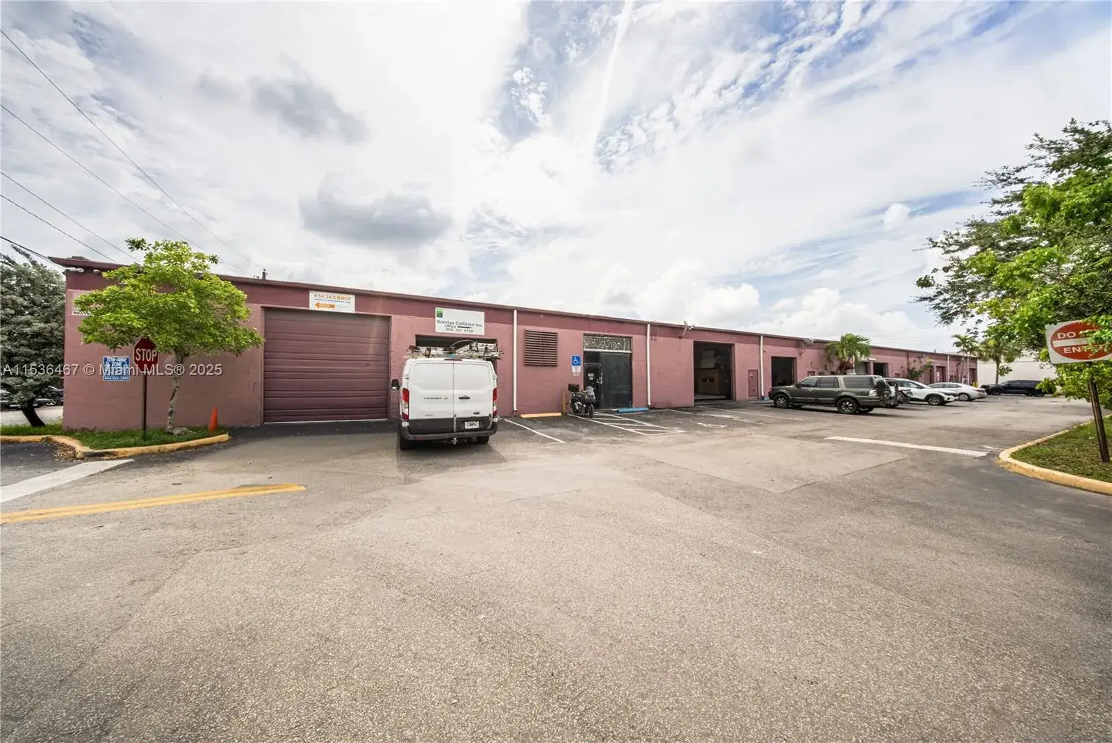 Commercial Sale for sale at 1375 NW 65TH AV, Plantation FL 33313