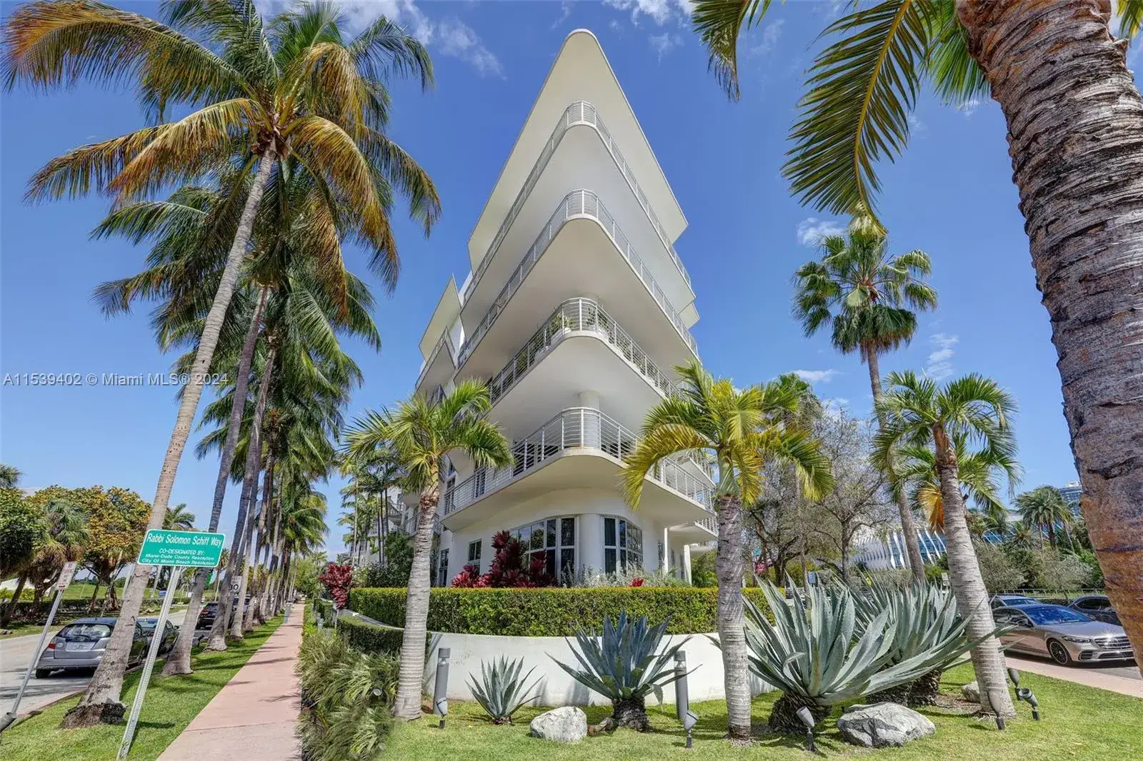 2 bedroom 2 bath Residential for sale at 2001 Meridian Ave # 101, Miami Beach FL 33139