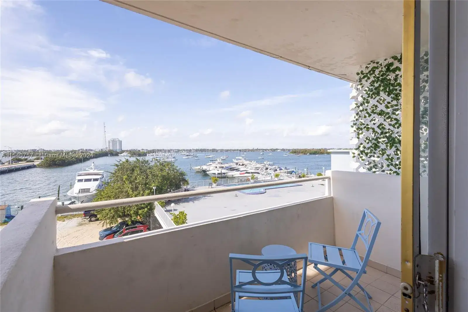 1 bath Residential Lease for rent at 7904 West Dr # 304, North Bay Village FL 33141