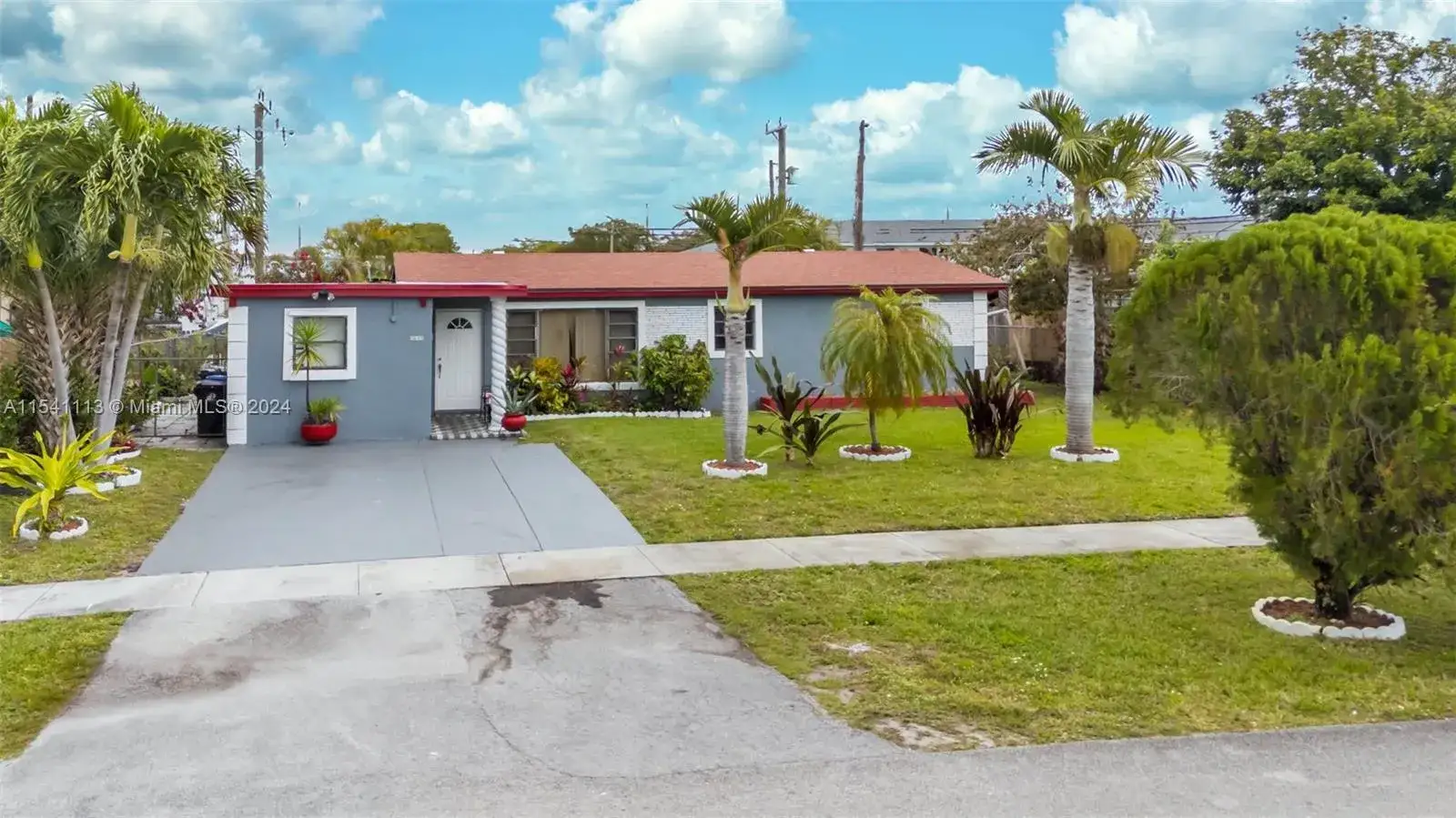 4 bedroom 2 bath Residential for sale at 3613 SW 1st St, Fort Lauderdale FL 33312