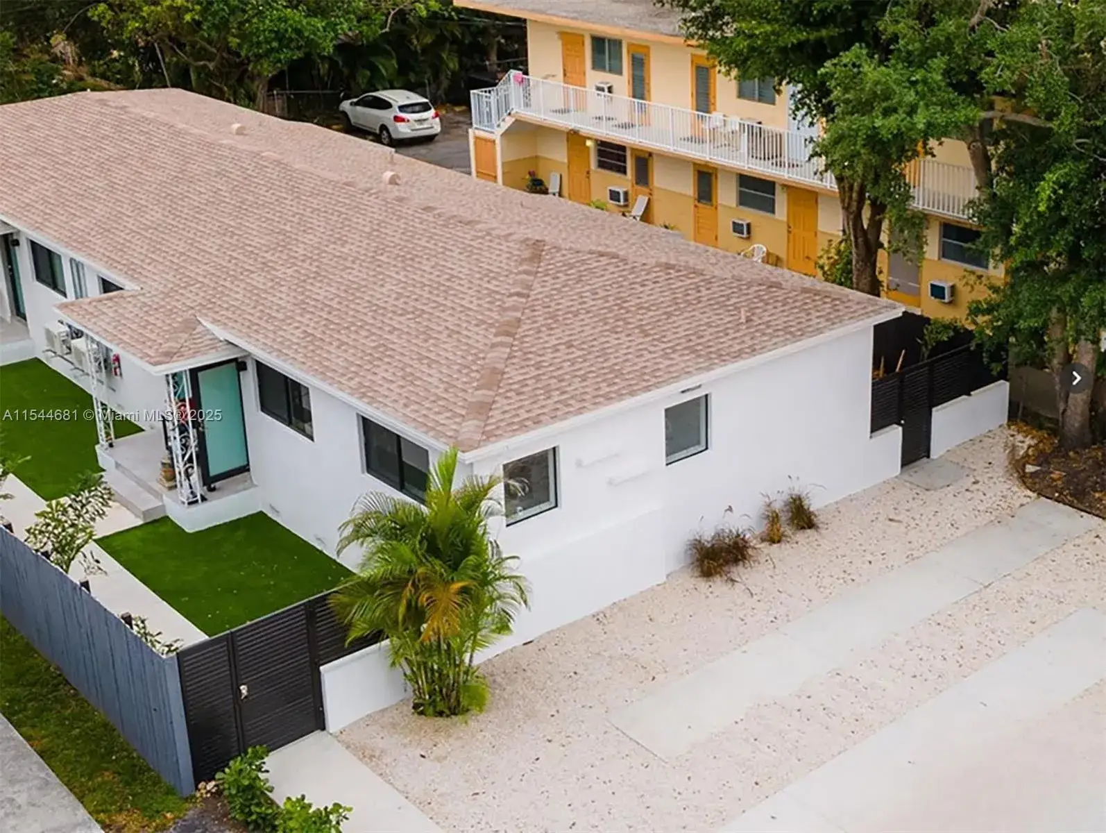 1 bedroom 1 bath Residential Lease for rent at 740 SW 9th St # 1, Miami FL 33130