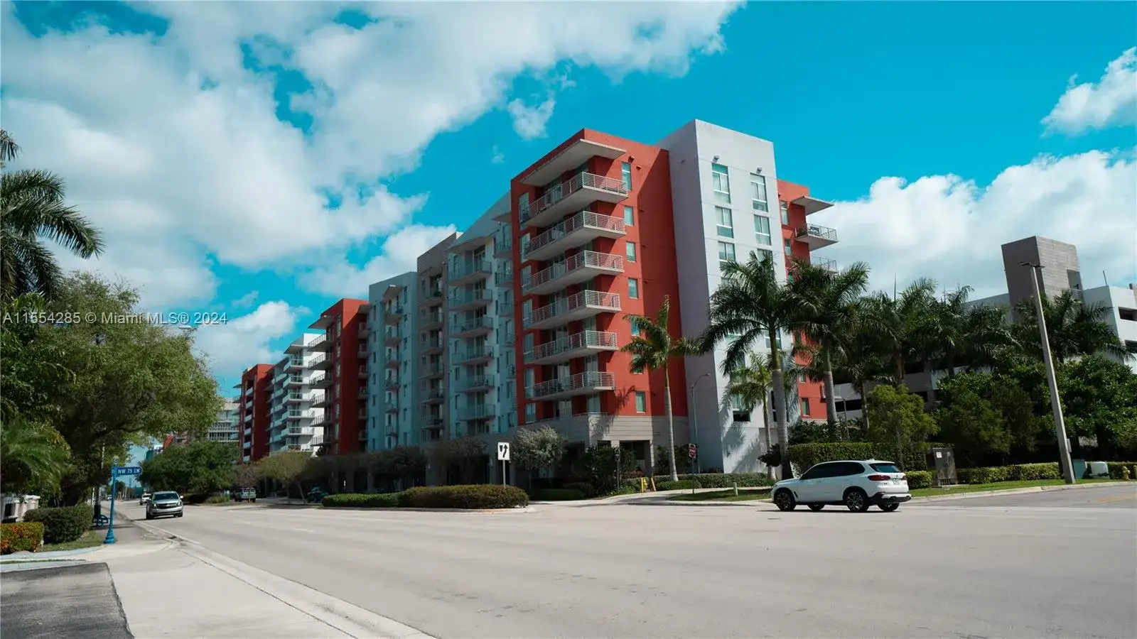 3 bedroom 3 bath Residential for sale at 7661 NW 107th Ave # 714, Doral FL 33178