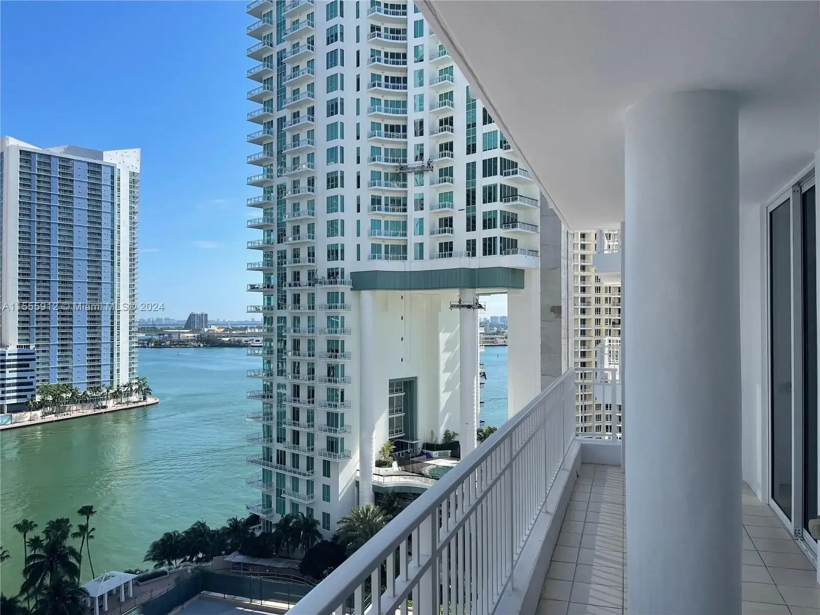 2 bedroom 2 bath Residential for sale at 801 Brickell Key Blvd # 1610, Miami FL 33131