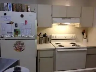 2 bedroom 2 bath Residential for sale at 8160 Geneva Ct # 206, Doral FL 33166