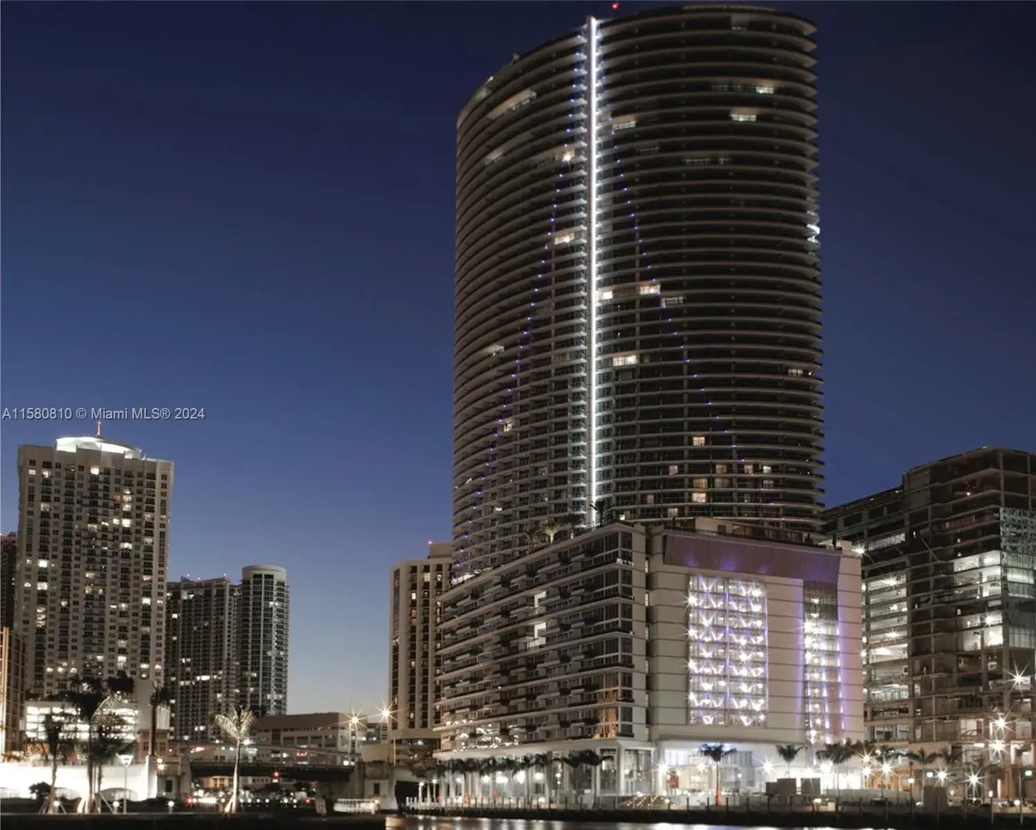 1 bedroom 1 bath Residential Lease for rent at 200 BISCAYNE BLVD WY # 3309, Miami FL 33131