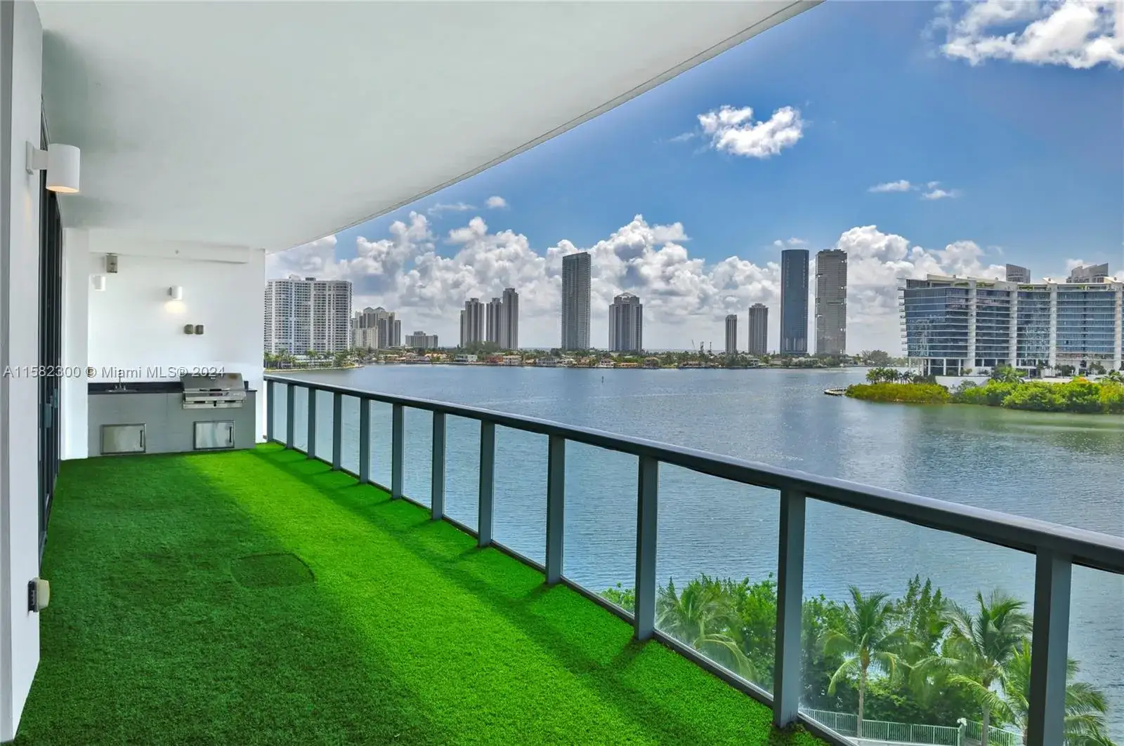 3 bedroom 5 bath Residential for sale at 3300 NE 188th St # 615, Aventura FL 33180