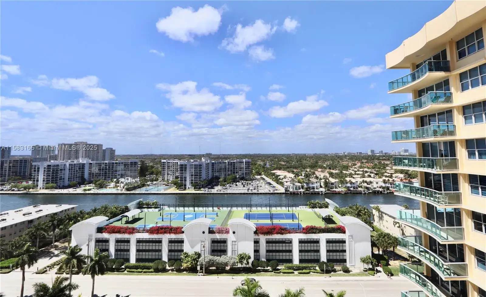 1 bedroom 1 bath Residential Lease for rent at 2501 S Ocean Dr # 1530, Hollywood FL 33019