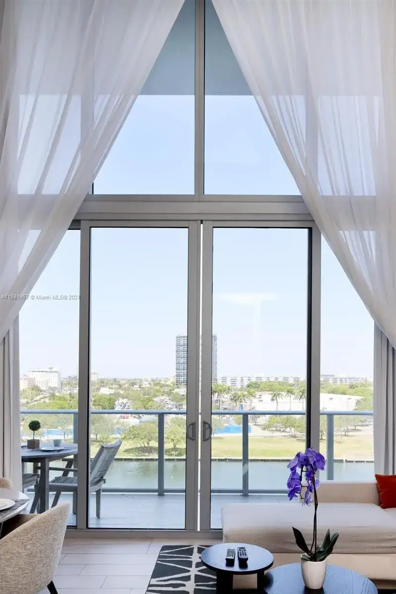 3 bedroom 2 bath Residential Lease for rent at 4010 S Ocean Dr # R504, Hollywood FL 33019