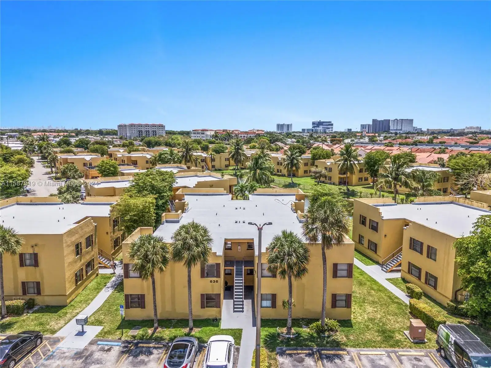 3 bedroom 2 bath Residential Lease for rent at 636 NW 114th Ave # 204, Sweetwater FL 33172