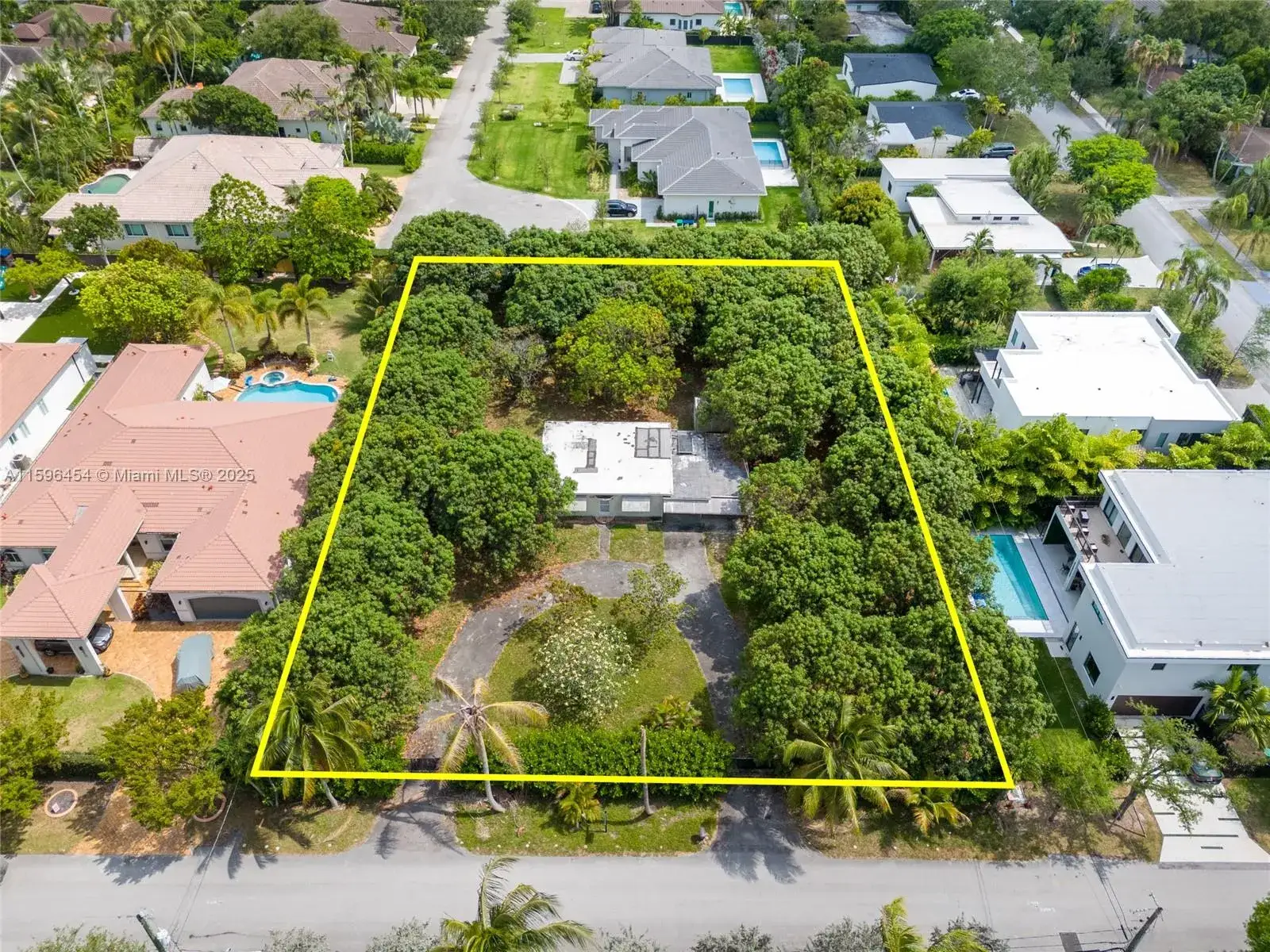Land/Boat Docks for sale at 7800 SW 110th St, Pinecrest FL 33156