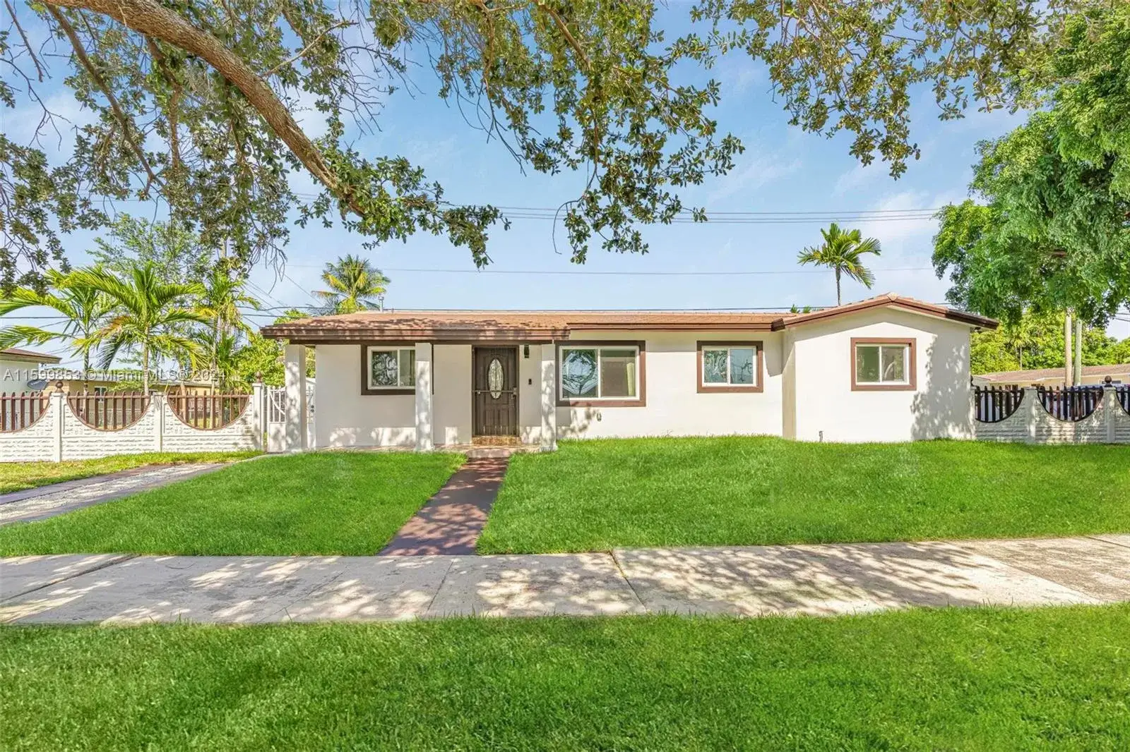 5 bedroom 3 bath Residential for sale at 2901 SW 92nd Ave, Miami FL 33165