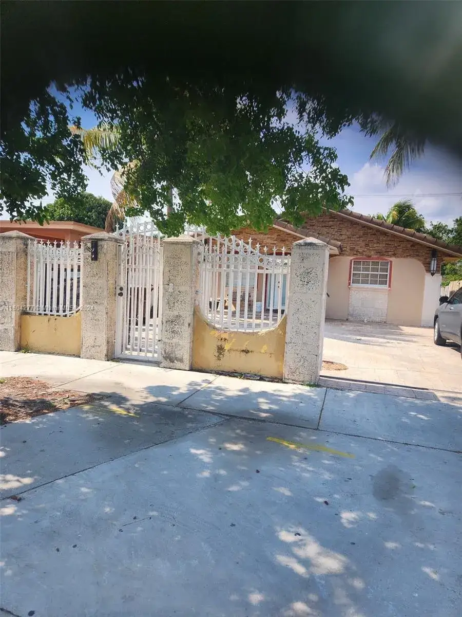 3 bedroom 2 bath Residential for sale at 827 E 27th St, Hialeah FL 33013