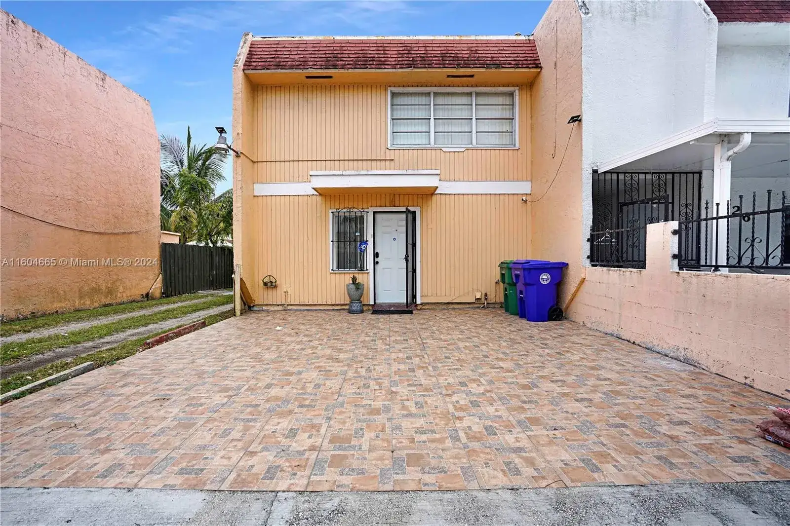 3 bedroom 2 bath Residential for sale at 624 NW 11th St, Miami FL 33136