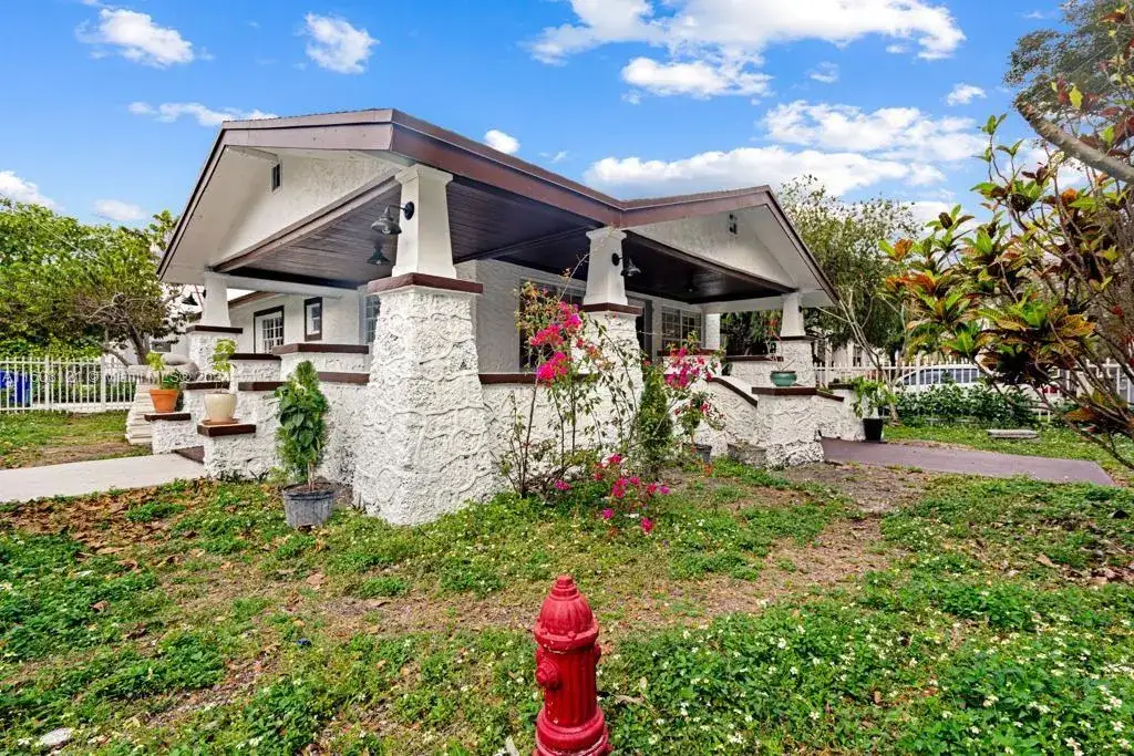 3 bedroom 2 bath Residential Lease for rent at 3902 NW 3rd Ave, Miami FL 33127