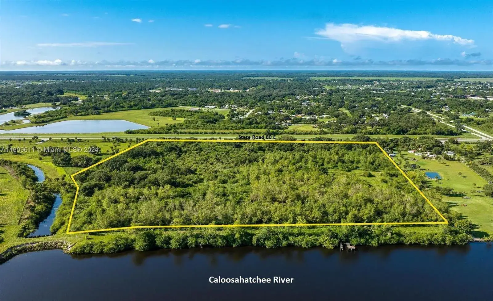 Commercial Land for sale at 1984 E State Road 80, La Belle FL 33935