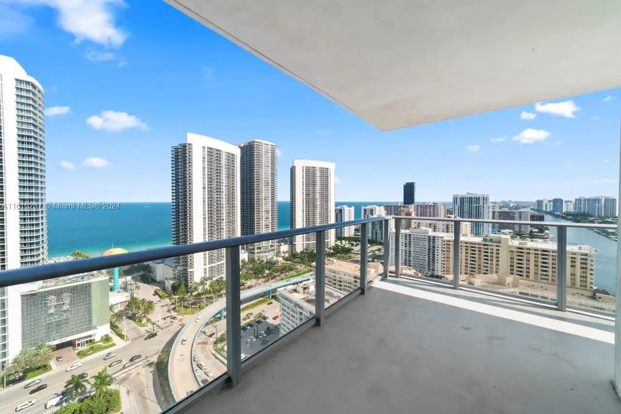2 bedroom 2 bath Residential for sale at 4010 S Ocean Dr # R2409, Hollywood FL 33019